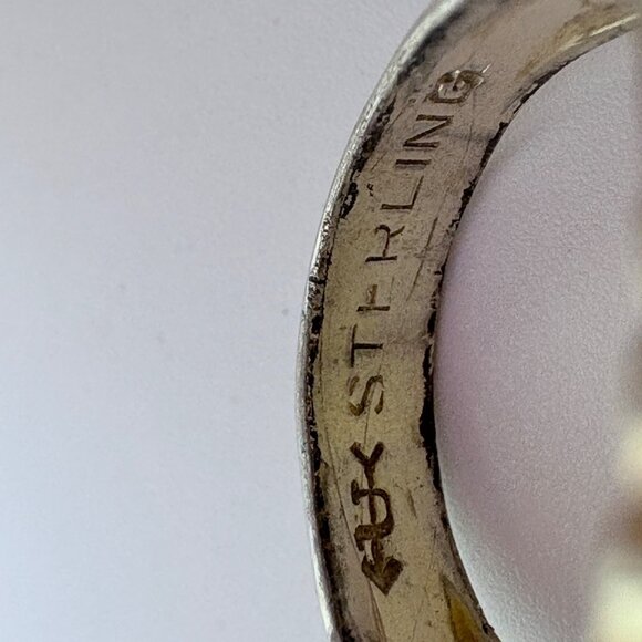 VTG Solid Sterling Silver 925 Small Twist Design Dome Ring Size 4.75 - Picture 6 of 8